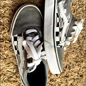 Like new boys vans size 1